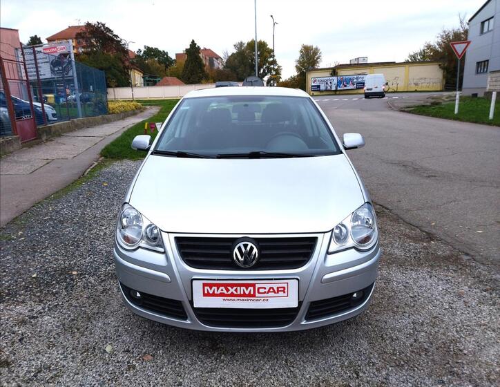 Volkswagen Polo 2