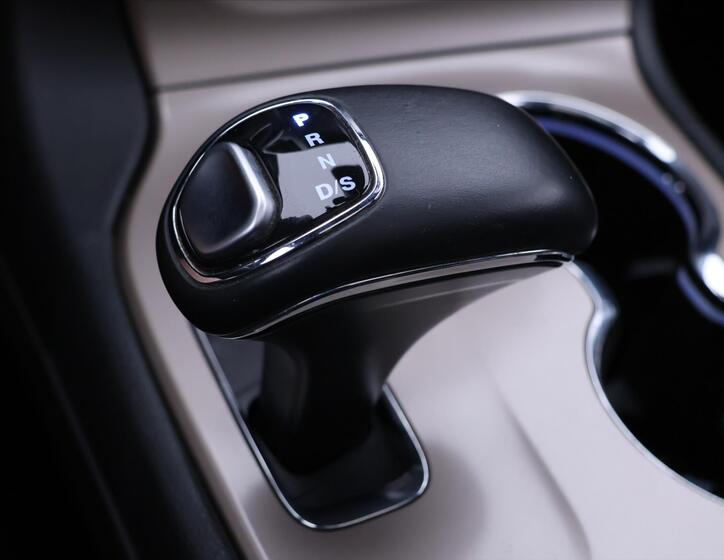 Jeep Grand Cherokee 32