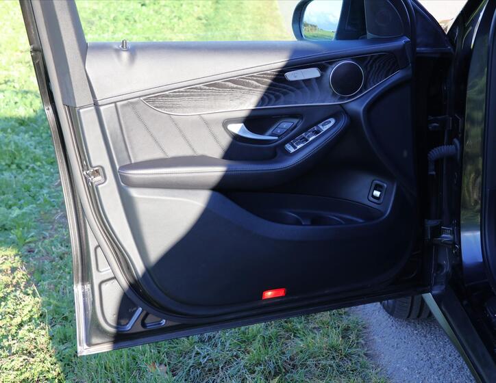 Mercedes-Benz GLC 13