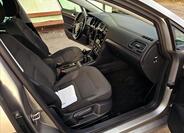 Volkswagen Golf 33