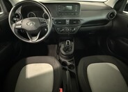Hyundai i10 9