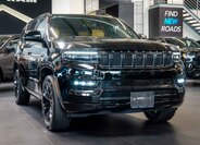 Jeep Grand Wagoneer 9