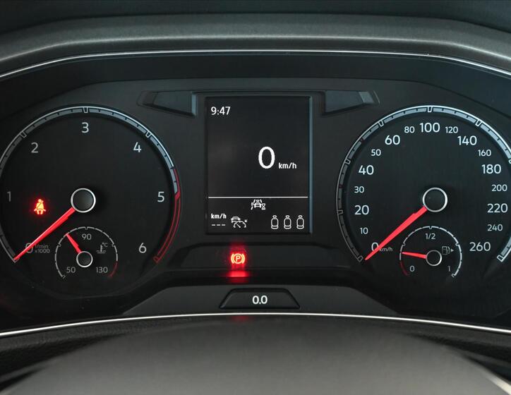 Volkswagen T-Roc 13