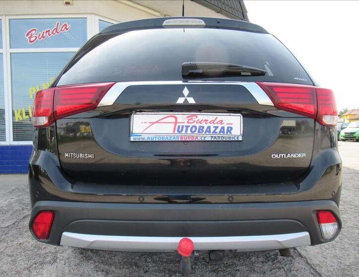 Mitsubishi Outlander 8