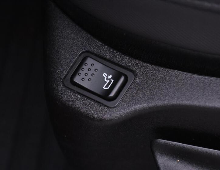 Jeep Renegade 13