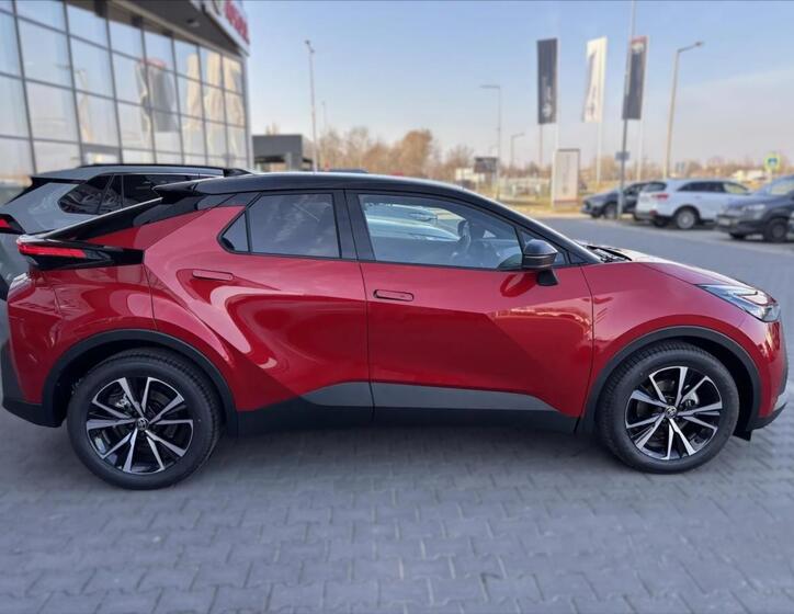 Toyota C-HR 5
