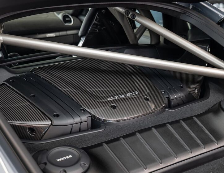 Porsche Cayman 20