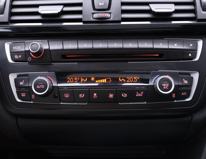 BMW Řada 3 33