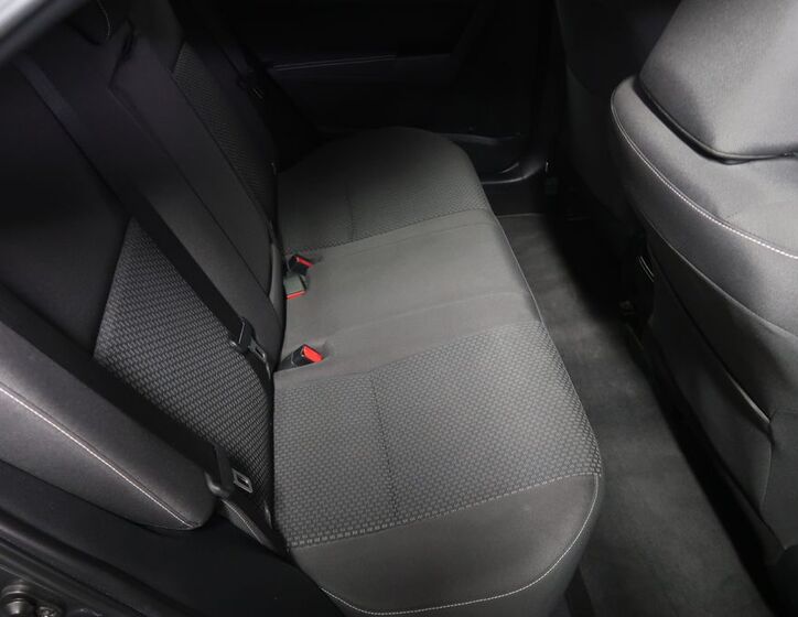 Toyota Corolla 12
