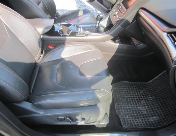 Ford Mondeo 16