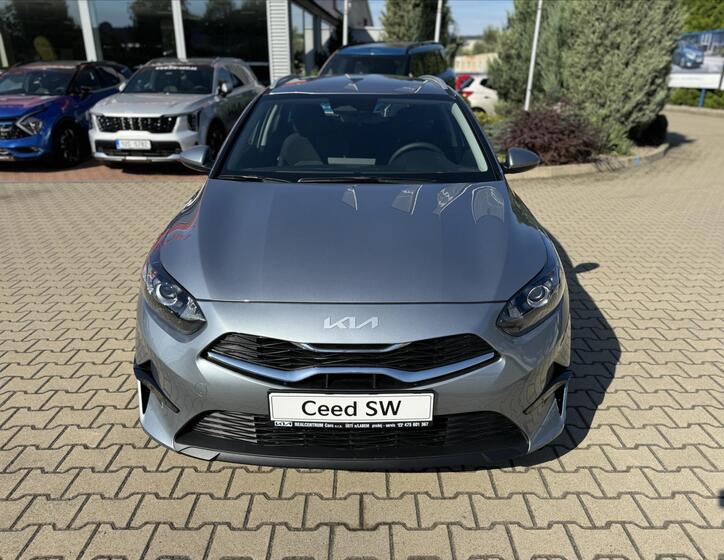KIA Ceed 10