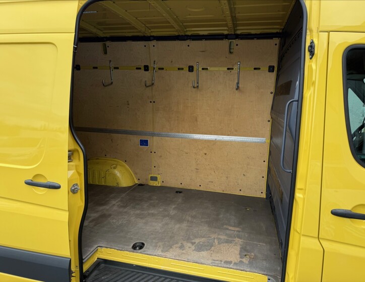 Mercedes-Benz Sprinter 18