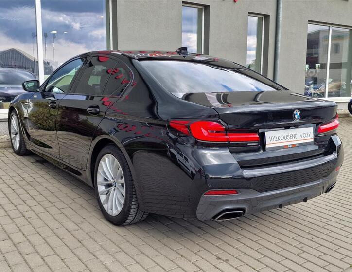BMW Řada 5 8