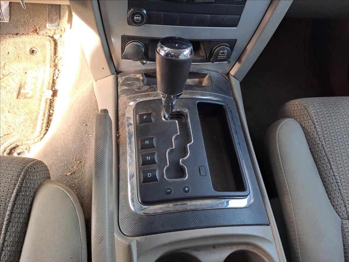 Jeep Commander