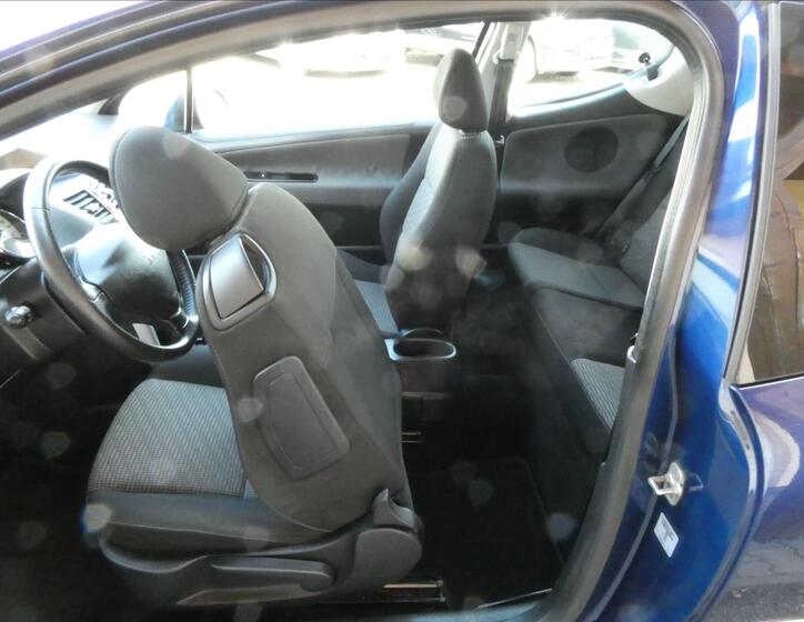 Peugeot 207 17