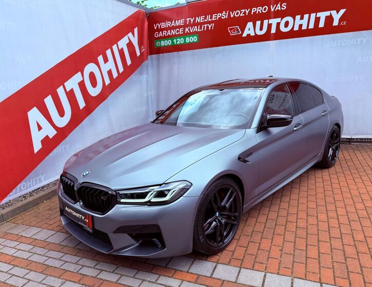 BMW M5 1