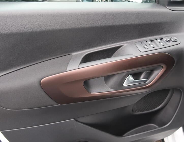 Peugeot Rifter 20
