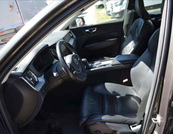 Volvo XC60 12