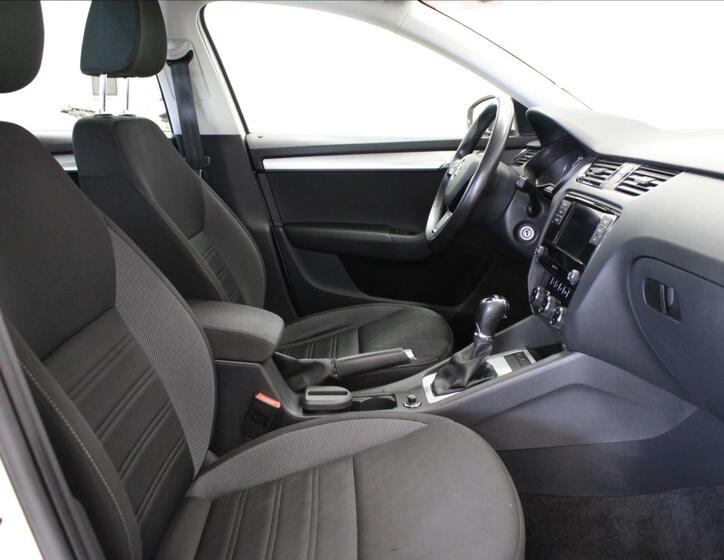 Škoda Octavia 12