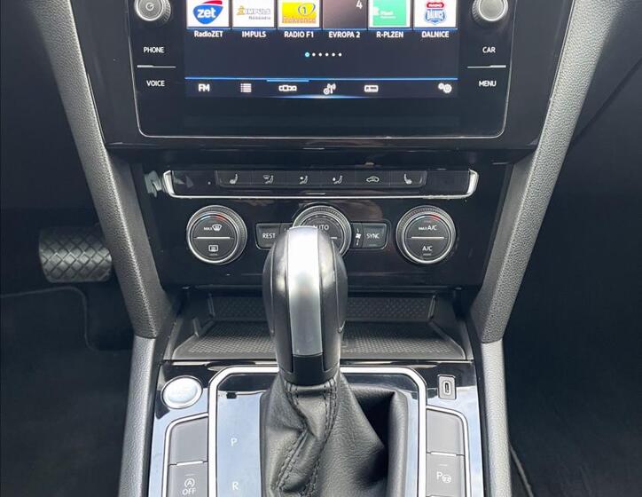 Volkswagen Passat 18
