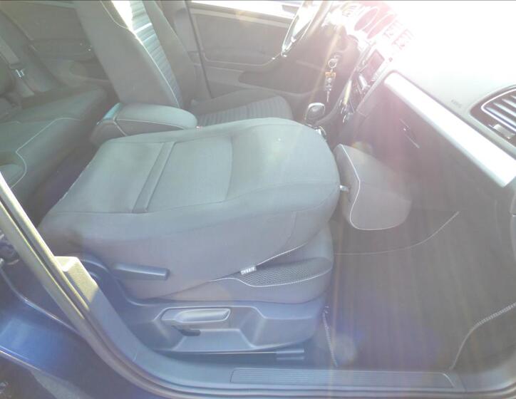 Volkswagen Golf 72