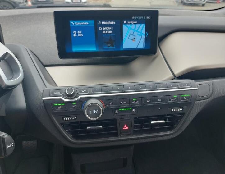 BMW i3 24