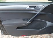 Volkswagen Golf 23