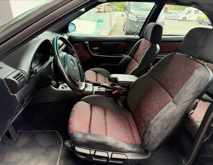 BMW Řada 3 14