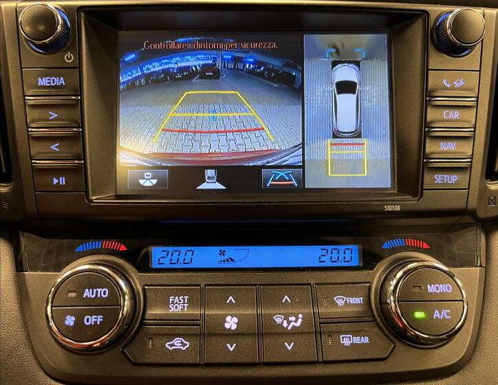 Toyota RAV4 8