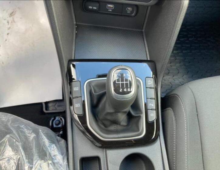 KIA Sportage 8