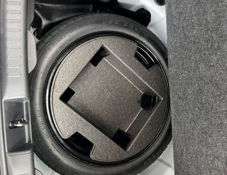 Toyota Yaris 19