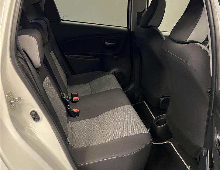 Toyota Yaris 11