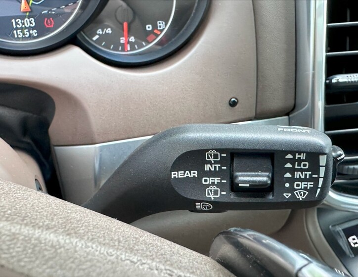 Porsche Cayenne 39