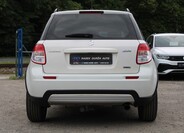 Suzuki SX4 6