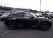 Infiniti FX30 2
