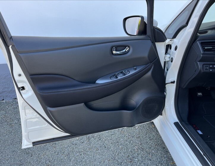Nissan Leaf 43