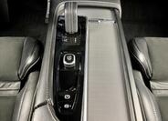 Volvo XC90 25