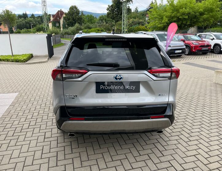 Toyota RAV4 5