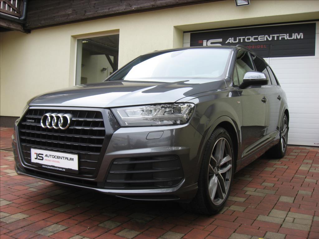 Audi Q7 1