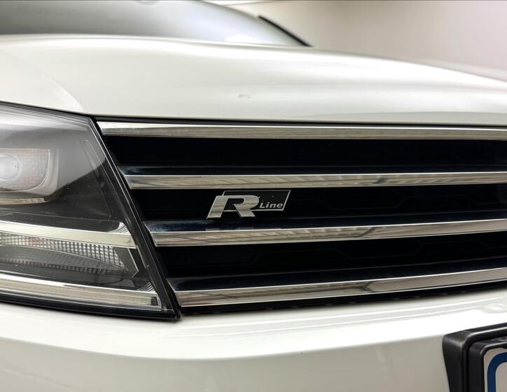 Volkswagen Touareg 53