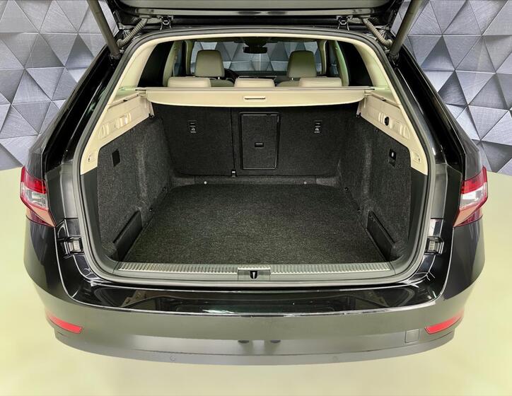 Škoda Superb 29