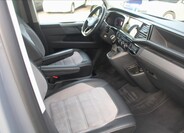 Volkswagen Multivan 13