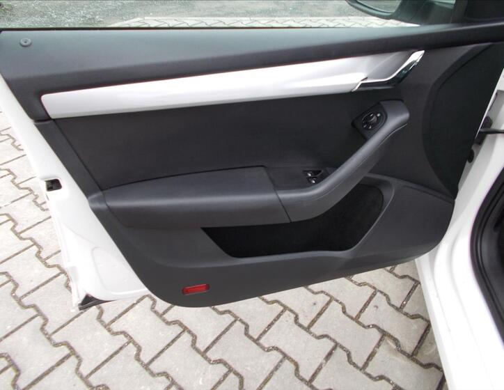 Škoda Octavia 25