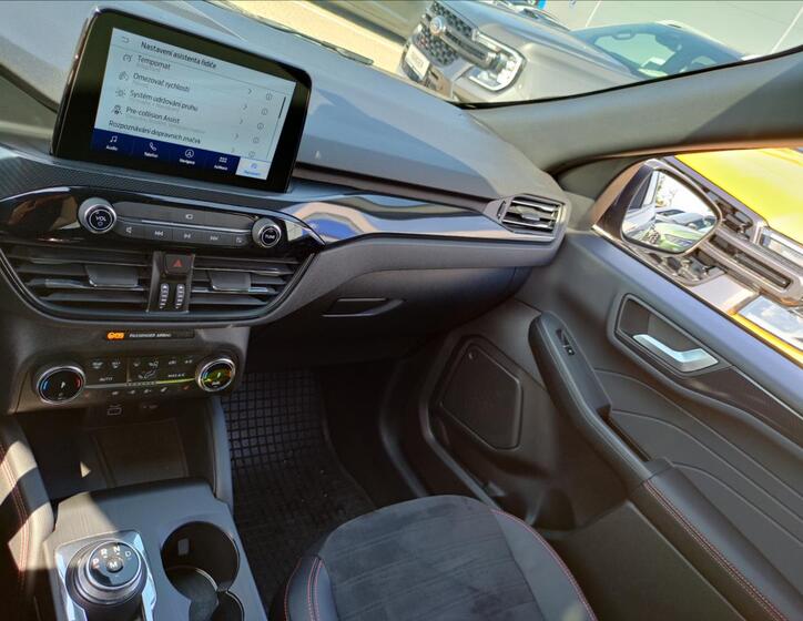 Ford Kuga 37
