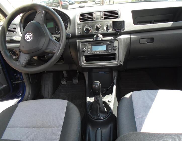 Škoda Roomster 17
