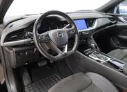 Opel Insignia 10
