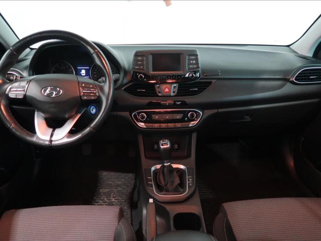 Hyundai i30 9