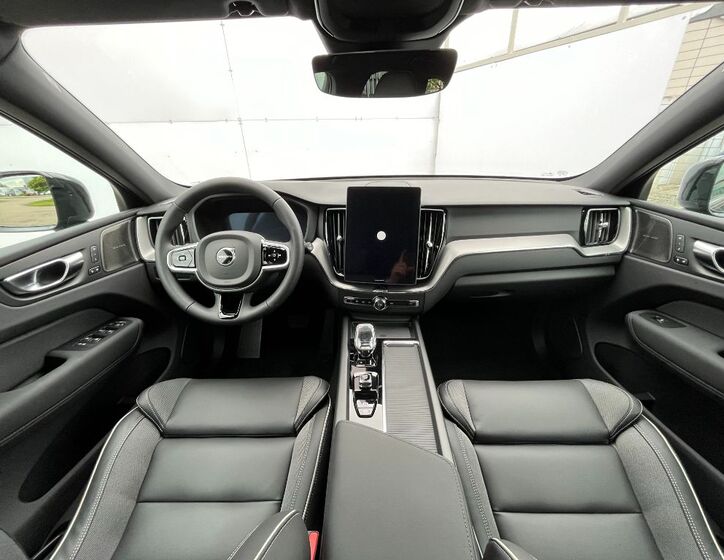 Volvo XC60 7