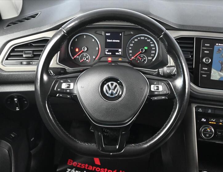 Volkswagen T-Roc 16