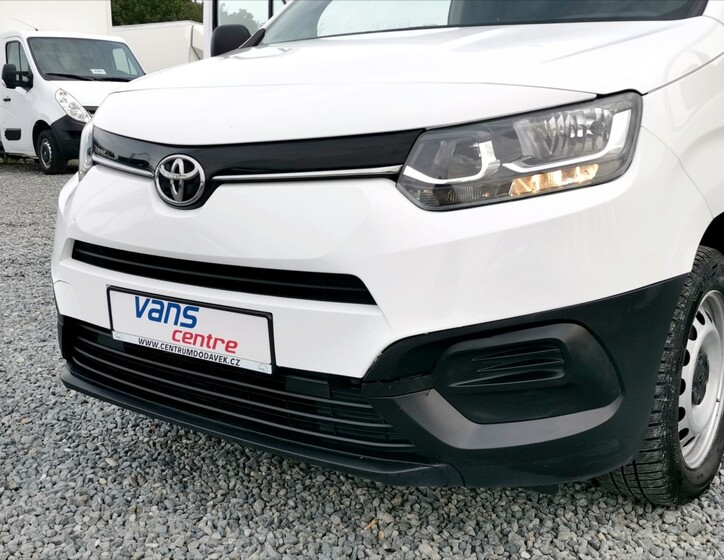 Toyota ProAce City 17